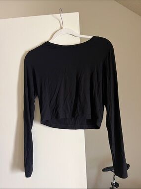 Z-Supply Black Cropped long sleeve